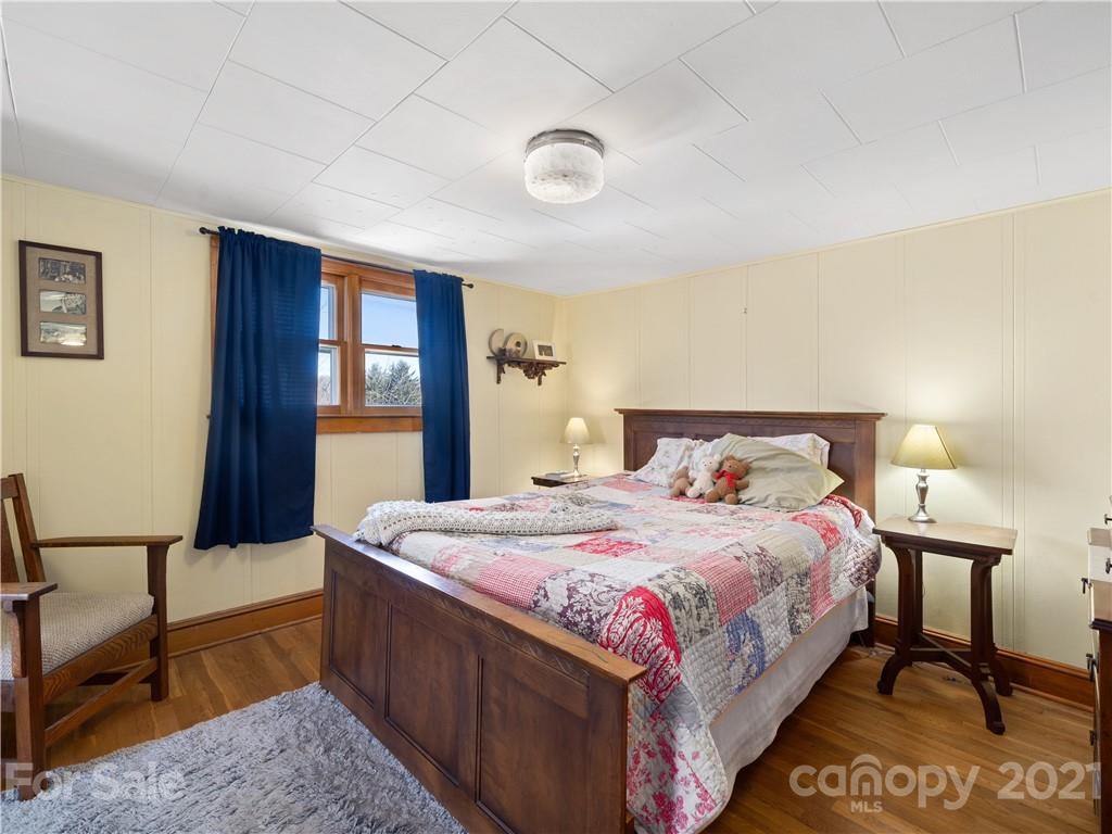 145 Powell Road Clyde, NC 28721 - Photo 17 of 43