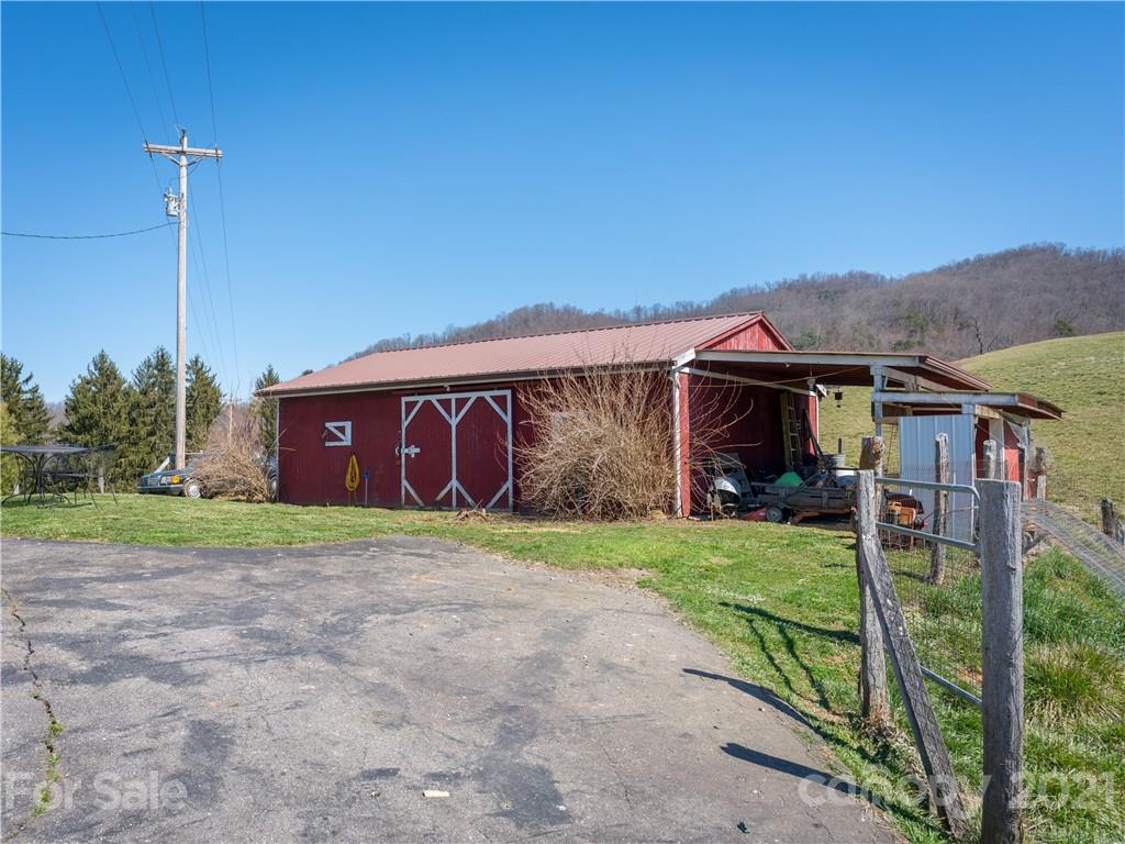 145 Powell Road Clyde, NC 28721 - Photo 30 of 43