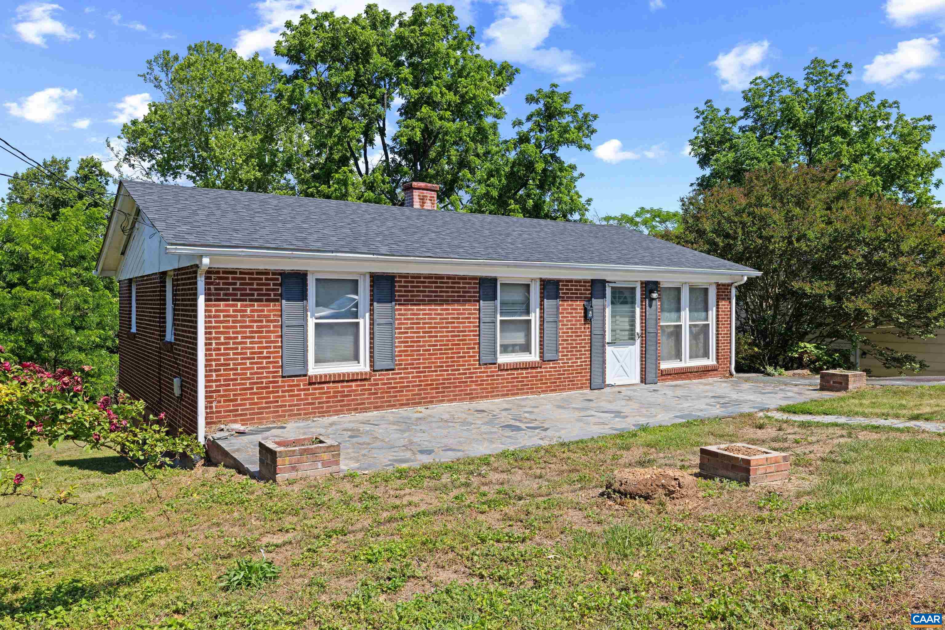 837 Ridge Street Charlottesville, VA 22902 - Photo 4 of 55