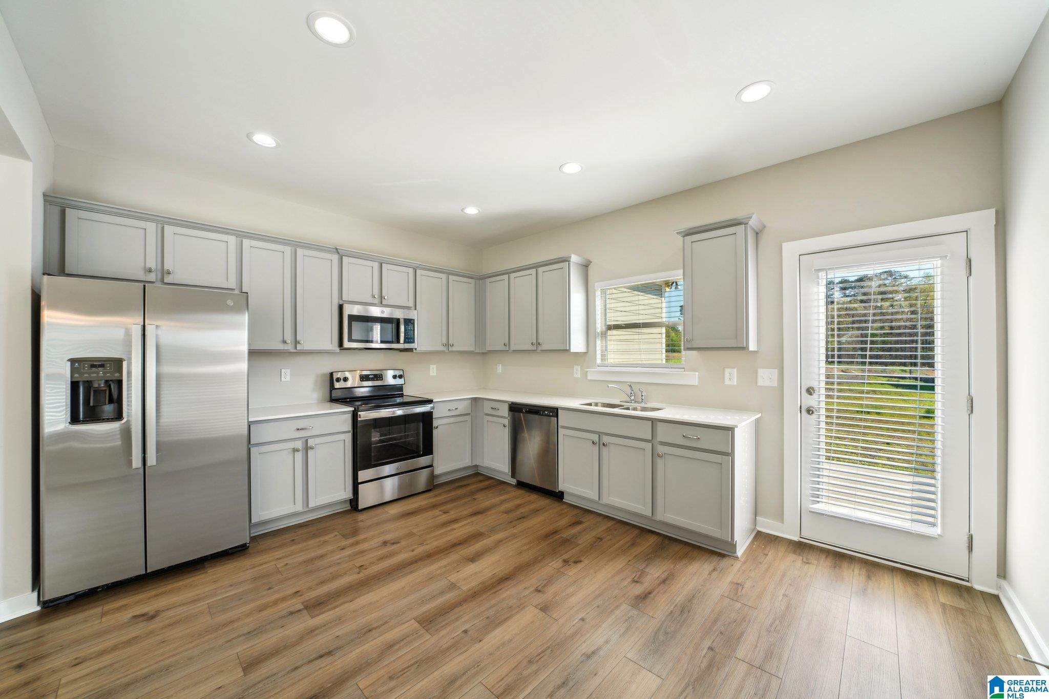 82 Kings Way Jasper, AL 35501 - Photo 10 of 32