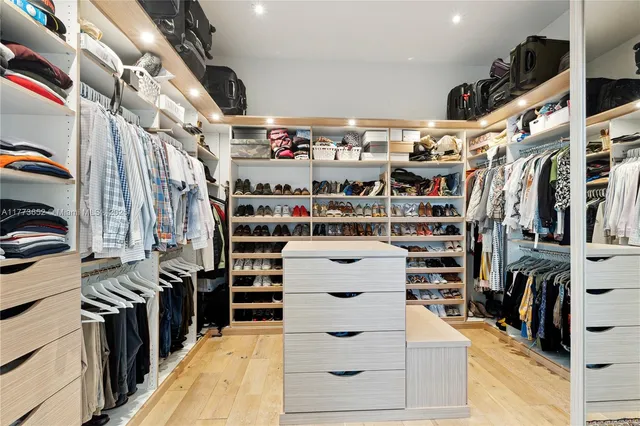 $10,900,000 | 1060 Alfonso Avenue, Coral Gables, FL 33146