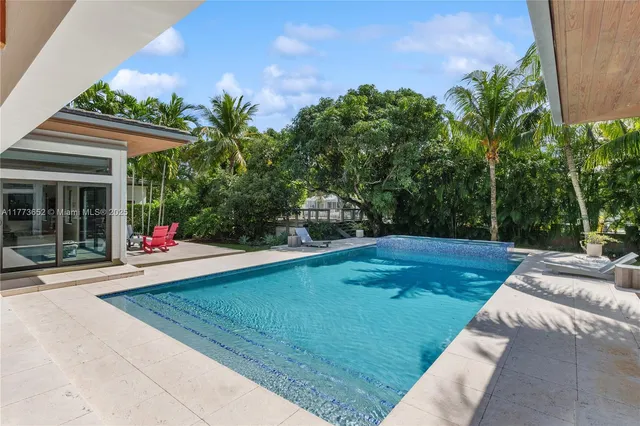 $10,900,000 | 1060 Alfonso Avenue, Coral Gables, FL 33146