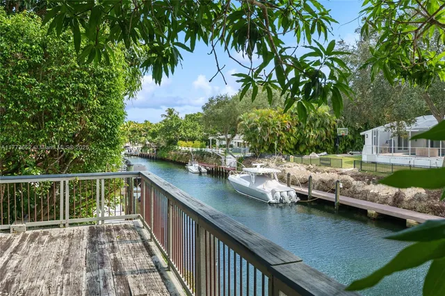 $10,900,000 | 1060 Alfonso Avenue, Coral Gables, FL 33146