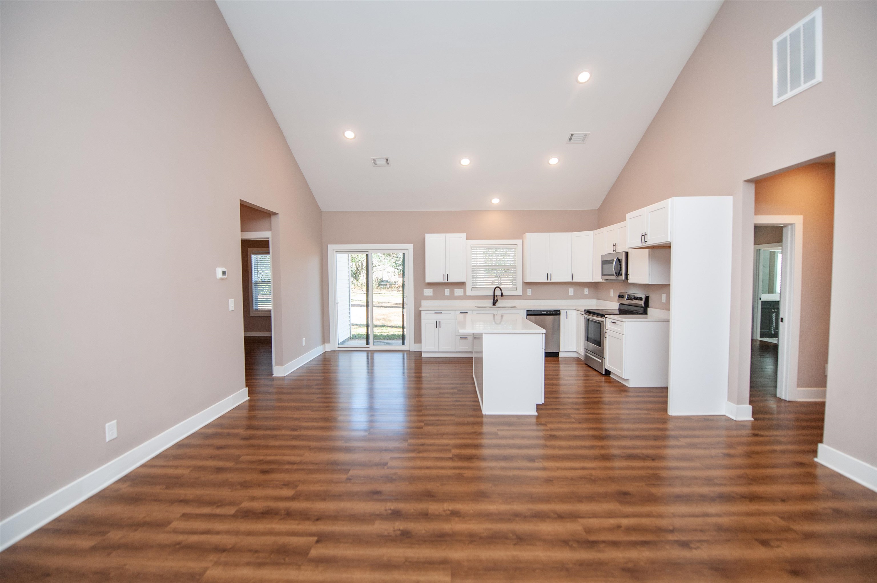 215 McAbee Road Roebuck, SC 29376 - Photo 8 of 30 Gallery Image 8