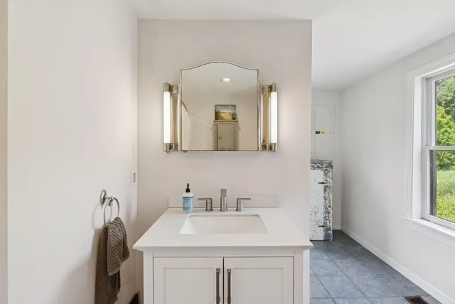 $639,000 | 30 Graffam Road, Baldwin, ME 04091