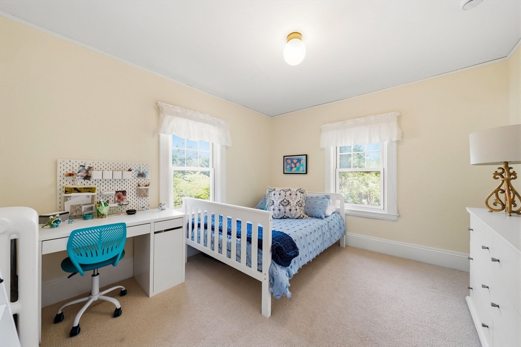 25 Riverdale Road Wellesley, MA 02481 - Photo 15 of 24 Gallery Image 15