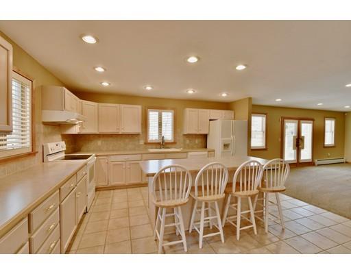 12 Knollwood Road Dudley, MA 01571 - Photo 12 of 30 Gallery Image 12