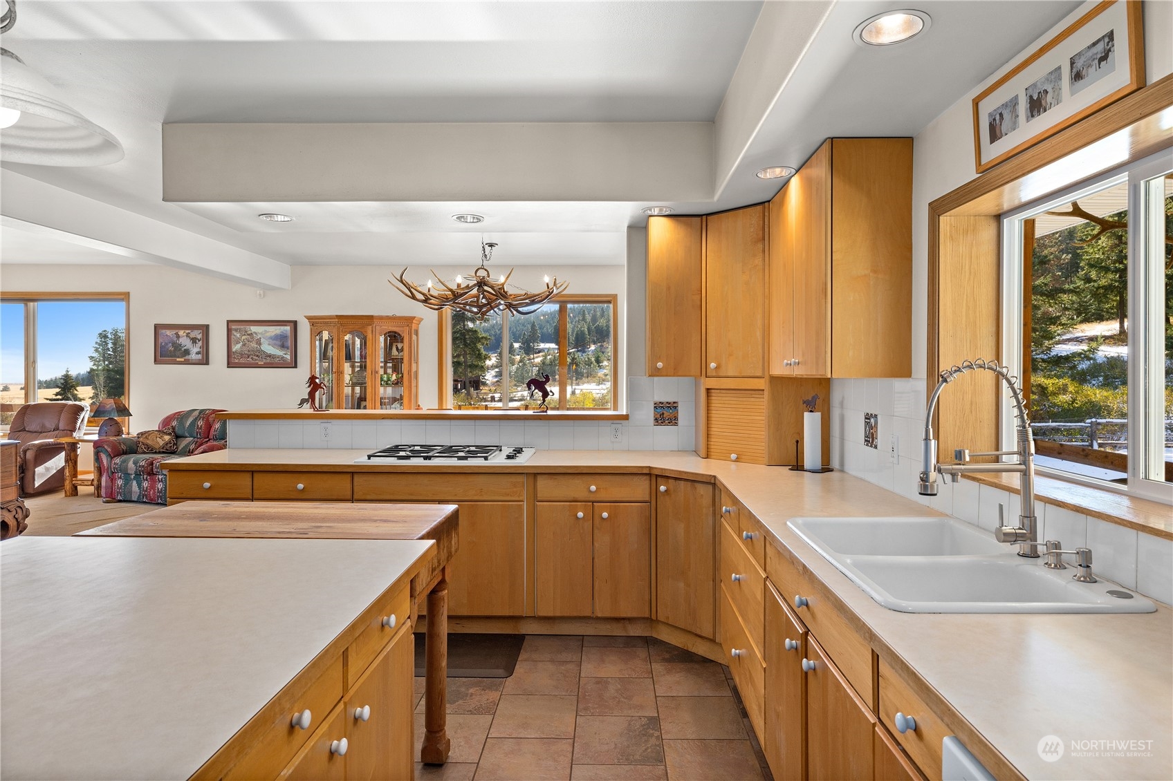 335 Elk Heights Road Cle Elum, WA 98922 - Photo 12 of 37 Gallery Image 12