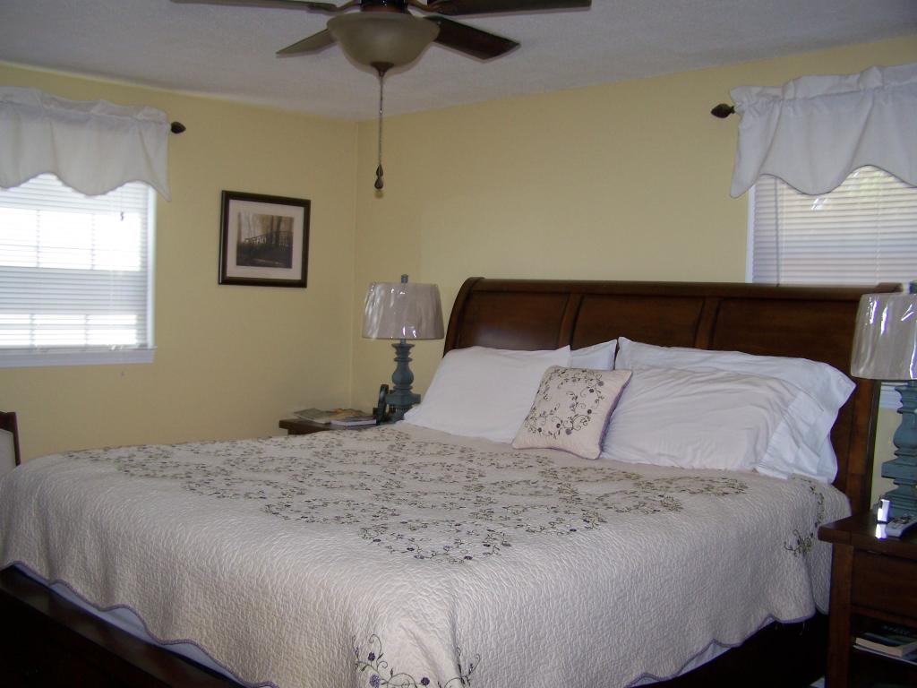 174 Searles Road Nashua, NH 03062 - Photo 14 of 21