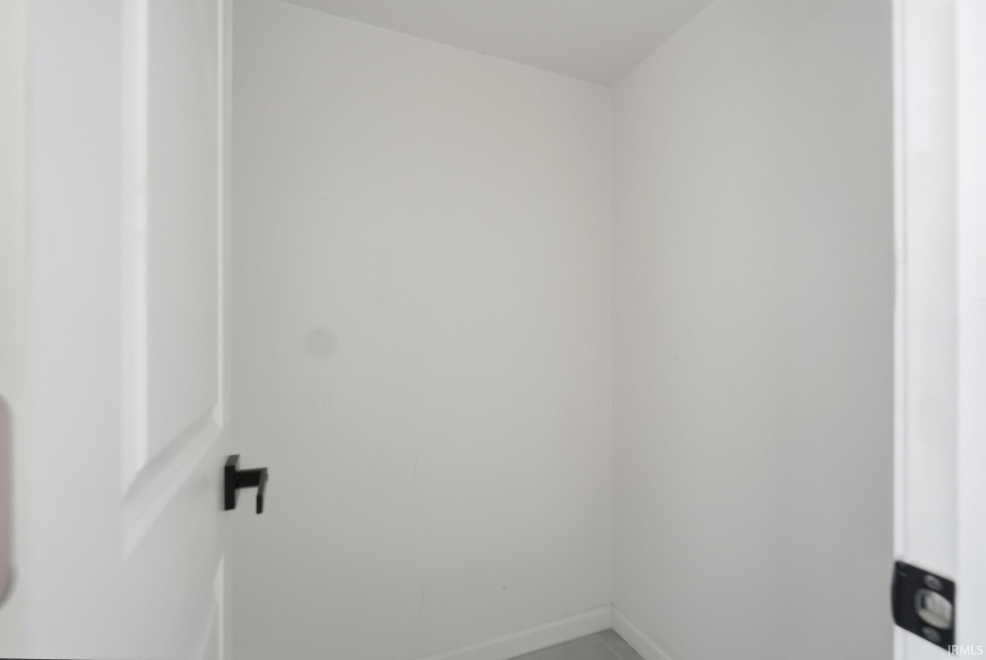 7111 Cranberry Road Fort Wayne, IN 46825 - Photo 19 of 50