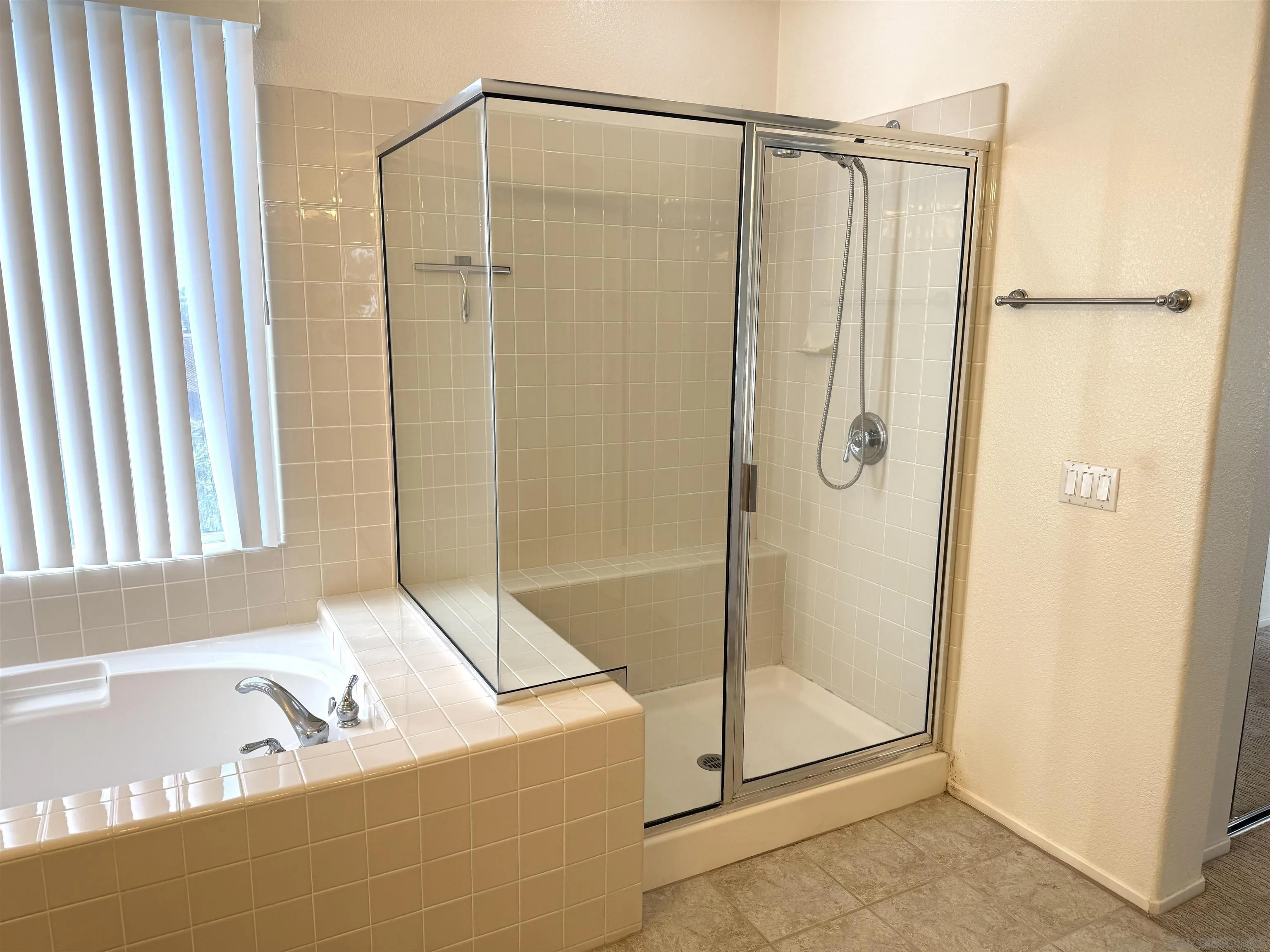 13360 Calderon Road San Diego, CA 92129 - Photo 16 of 22 Gallery Image 16