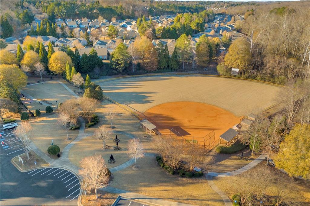 6116 Longleaf Drive Hoschton, GA 30548 - Photo 33 of 46 a view of a basket ball ground