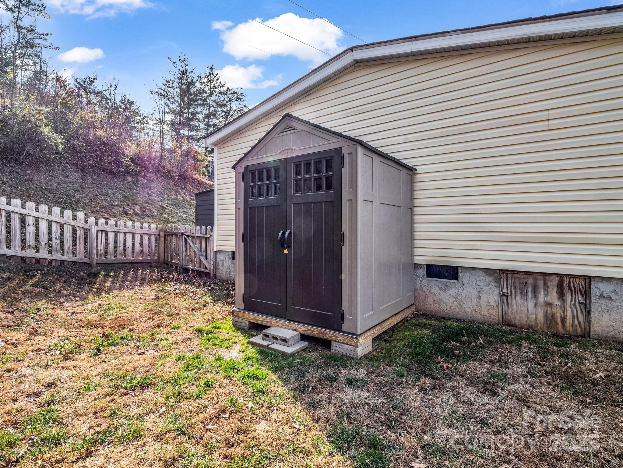 106 Hazy Day Swannanoa, NC 28778 - Photo 26 of 30 a view of backyard with wooden fence