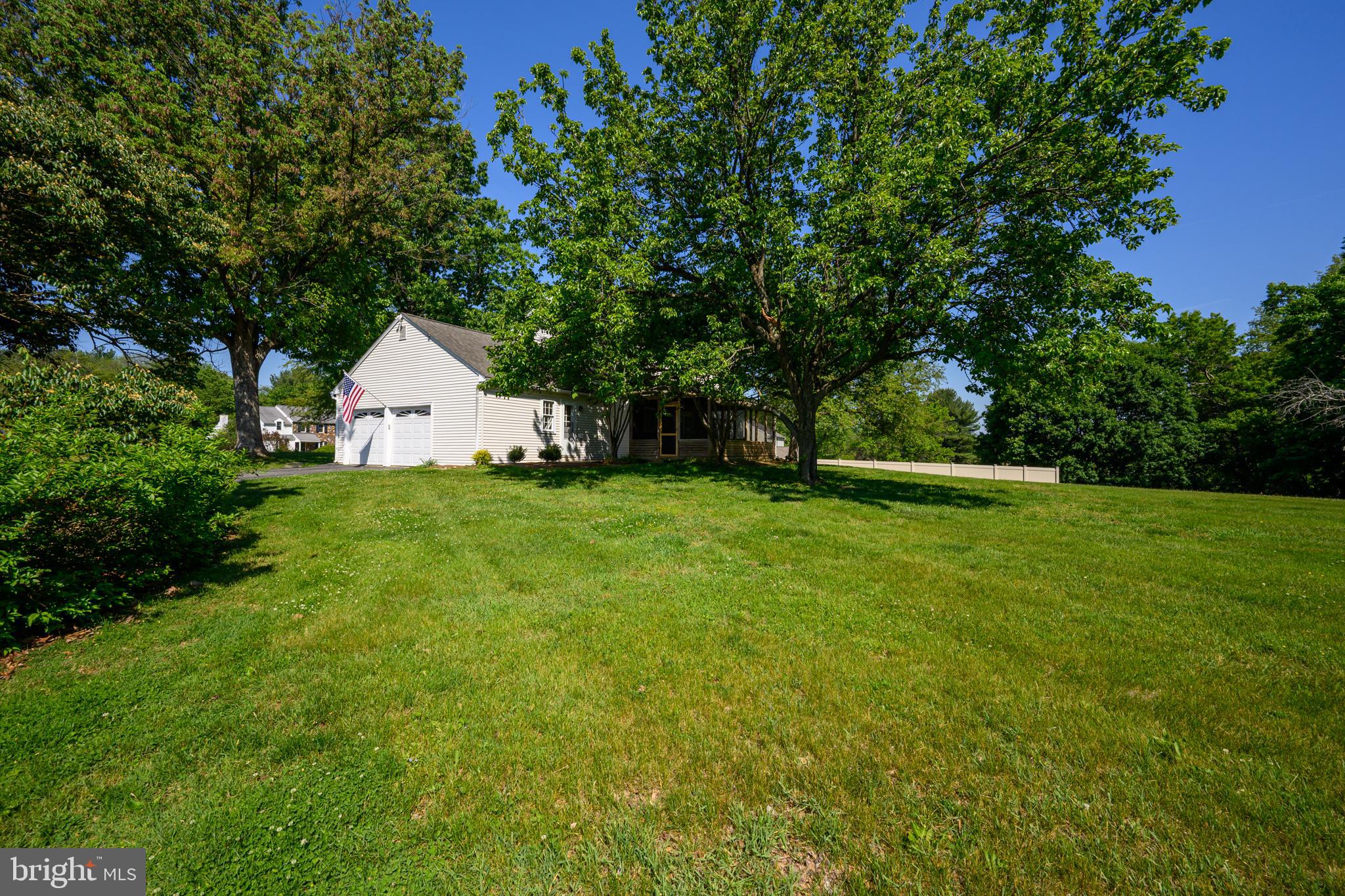 21 College View Road Malvern, PA 19355 - Photo 33 of 35 Back yard