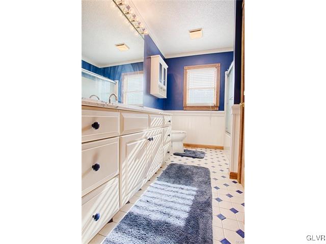399 Winter Springs Road Nazareth, PA 18064 - Photo 14 of 25 Gallery Image 14