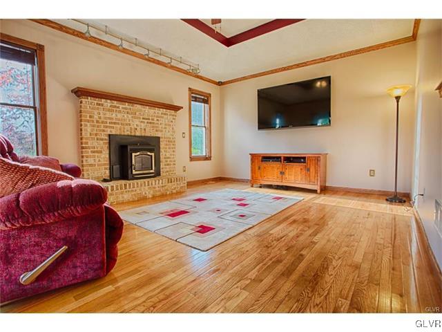 399 Winter Springs Road Nazareth, PA 18064 - Photo 7 of 25 Gallery Image 7