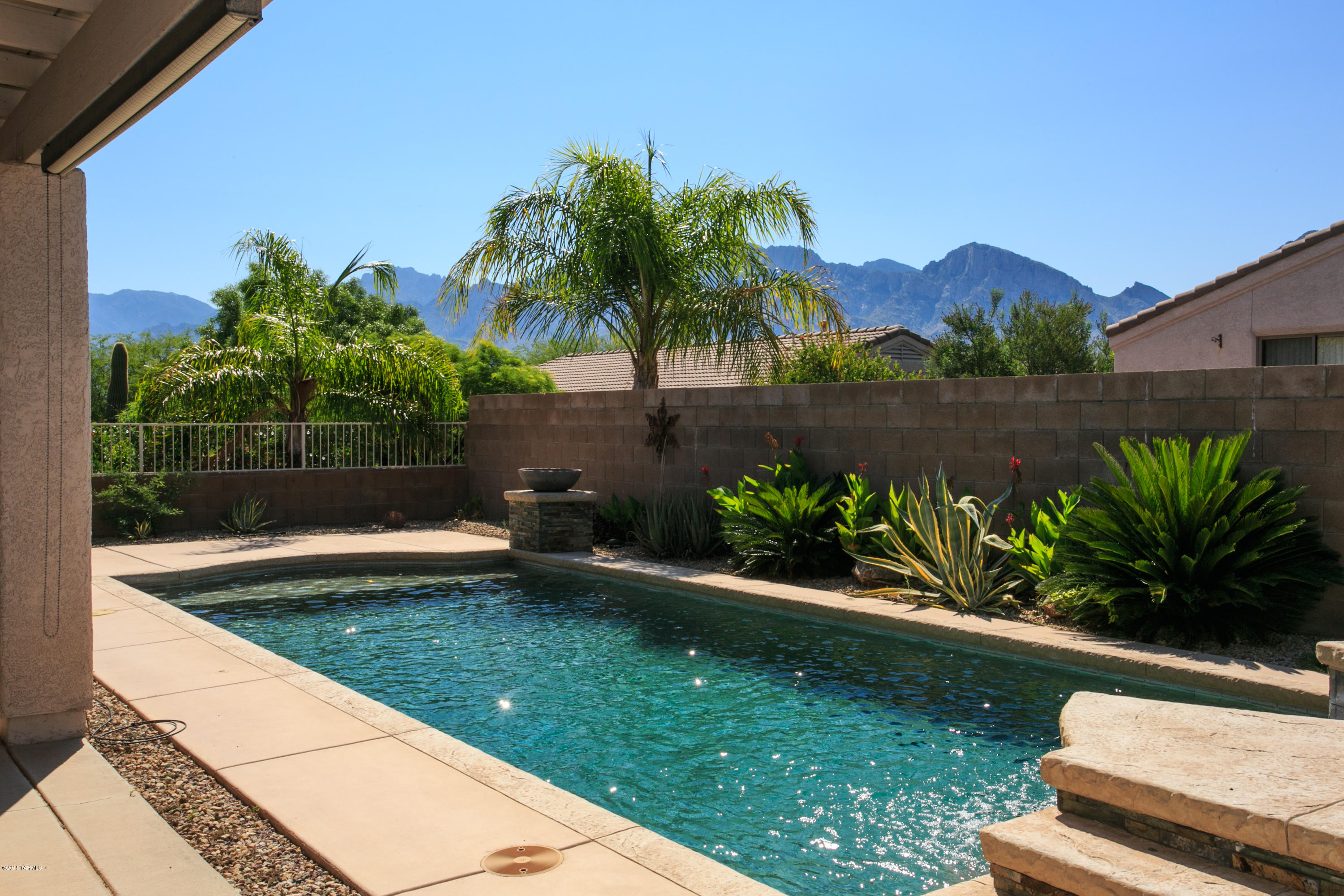 445 West Greys Road Oro Valley, AZ 85737 - Photo 1 of 32 Gallery Image 1