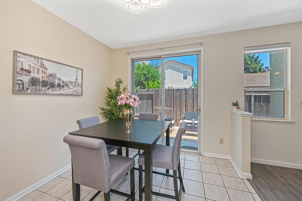 5621 Elk Spring Way Elk Grove, CA 95758 - Photo 13 of 35