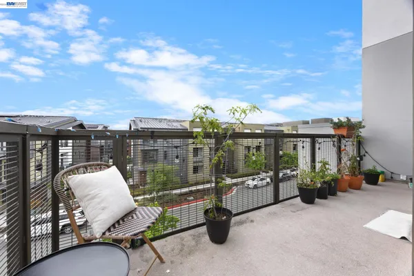 $1,249,888 | 45139 Challenge Common, Unit 1001, Fremont, CA 94538