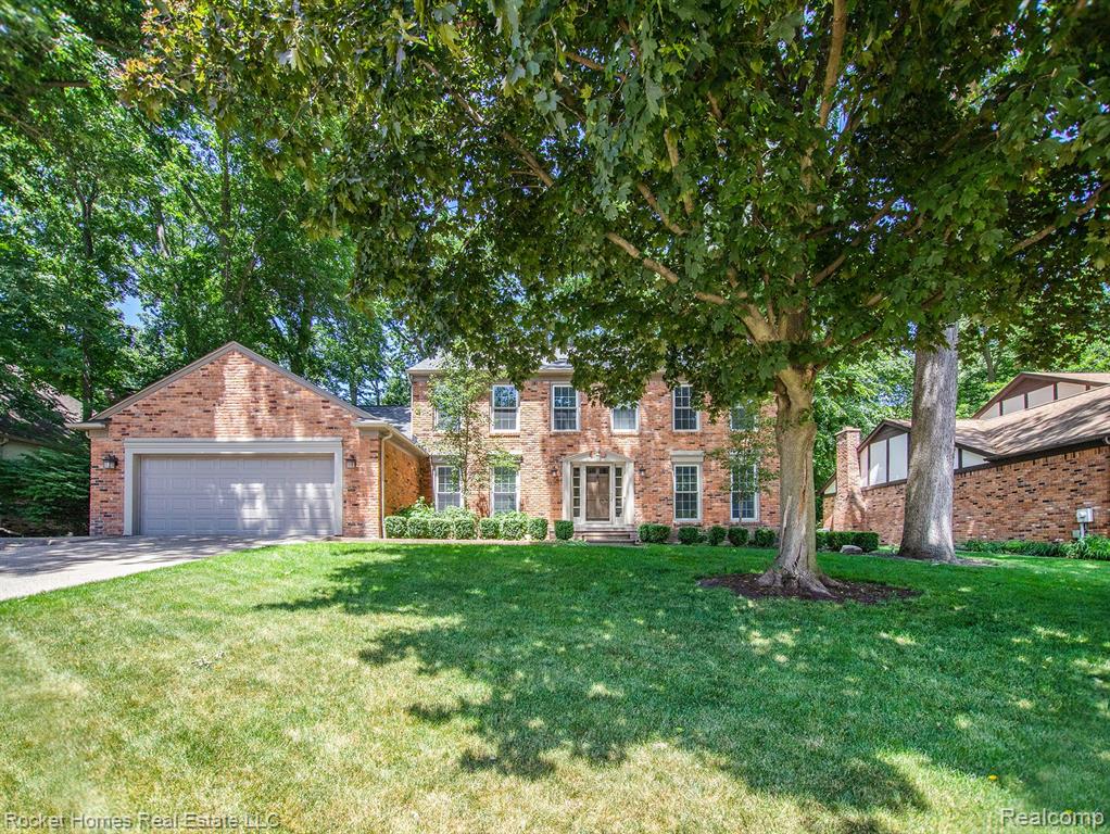 1282 Greenleaf Drive Rochester Hills, MI 48309 - Photo 1 of 30