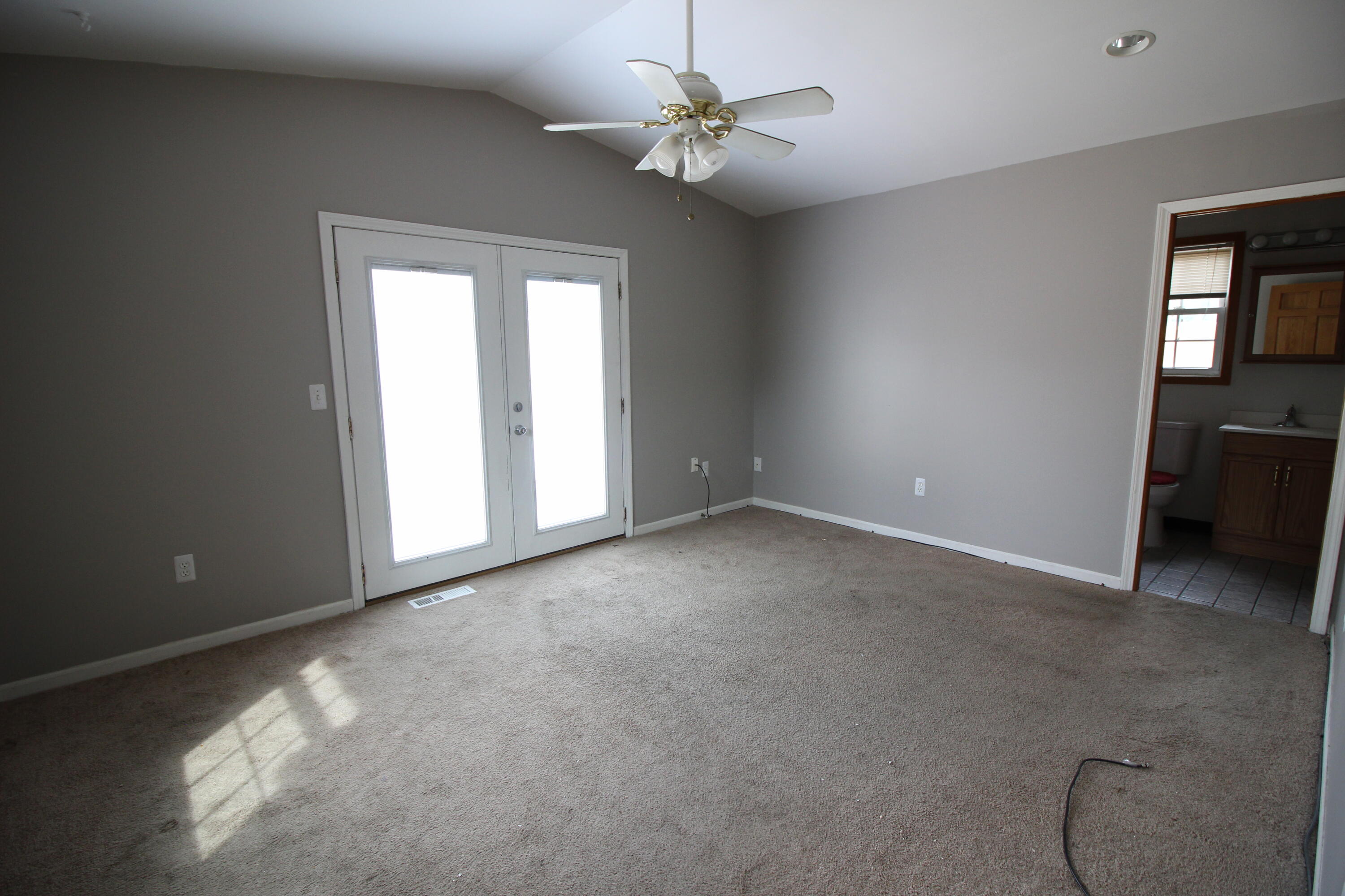 25652 Chernick Street Taylor, MI 48180 - Photo 13 of 16 IMG_8551