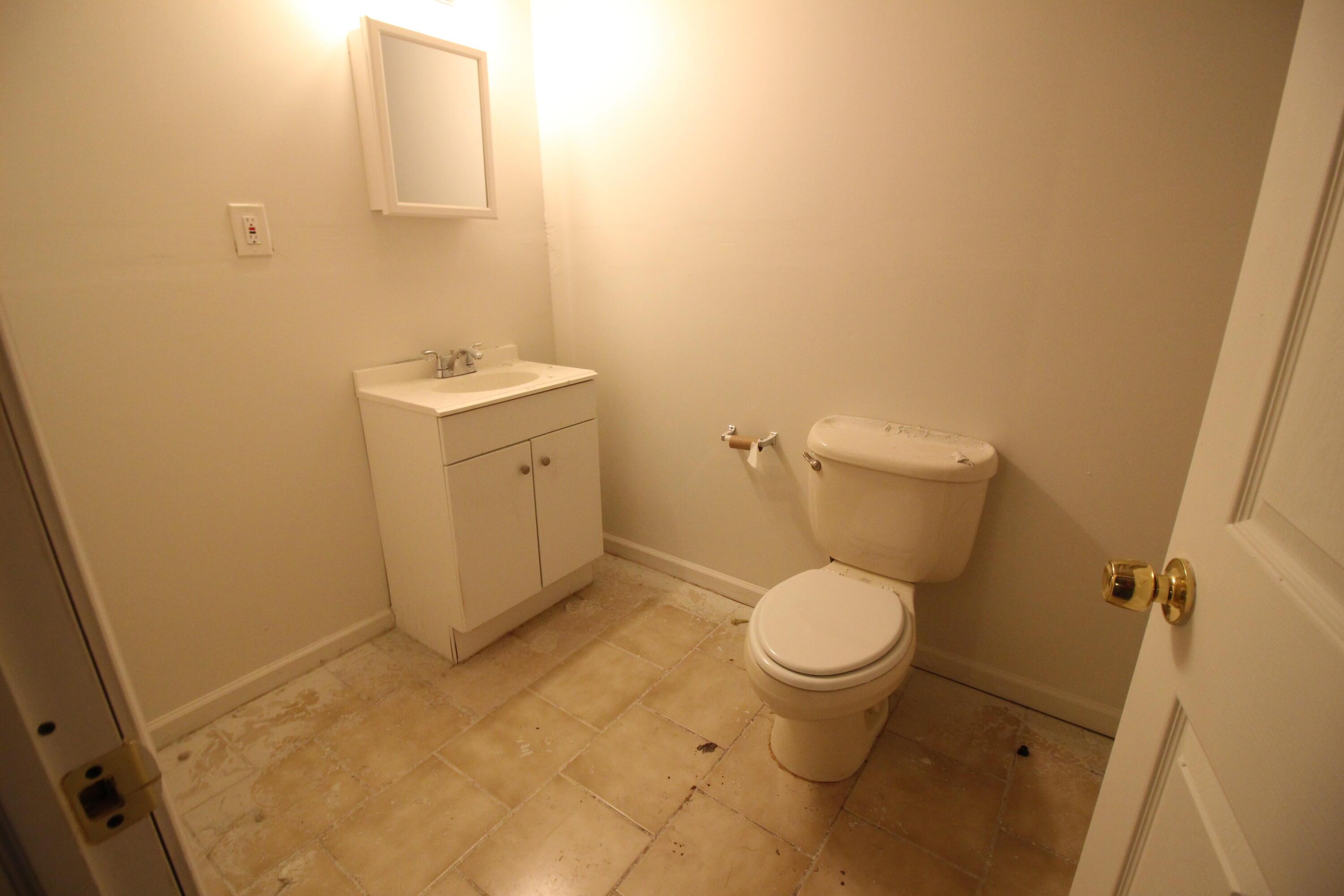 25652 Chernick Street Taylor, MI 48180 - Photo 16 of 16 IMG_8555