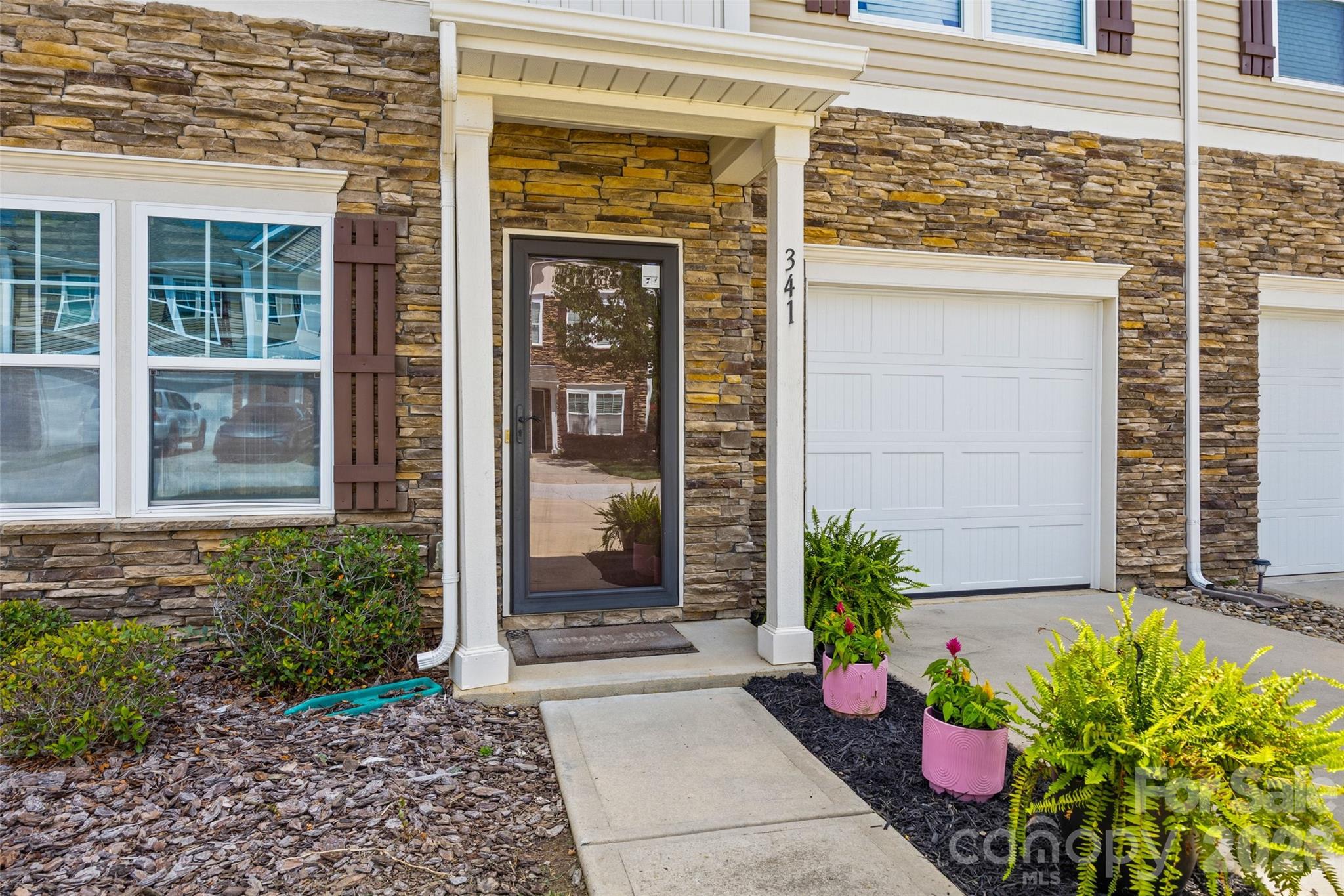 341 Battery Circle Clover, SC 29710 - Photo 2 of 30