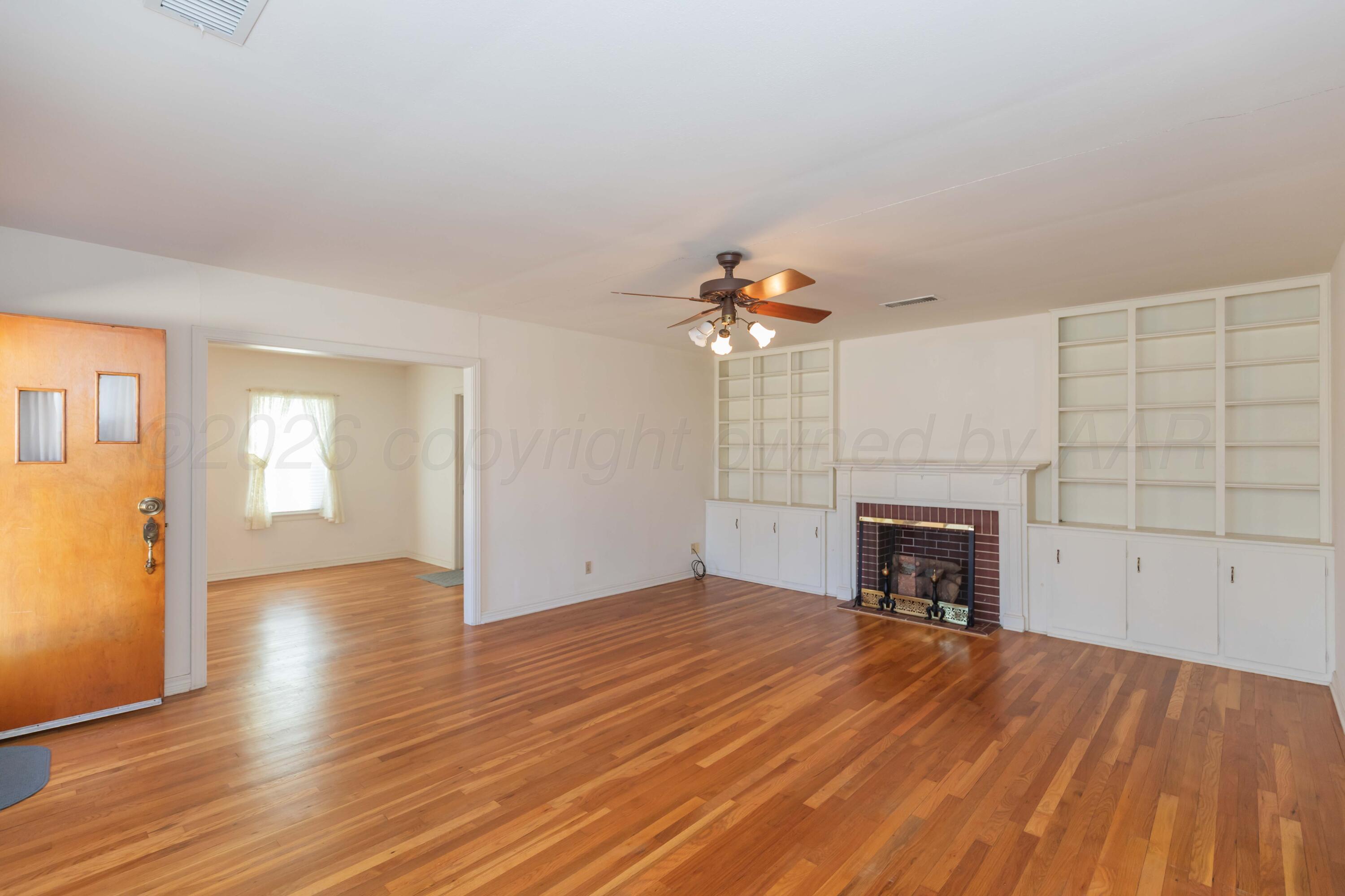 2106 3rd Avenue Canyon, TX 79015 - Photo 5 of 35 LIVING ROOM VIEW 4