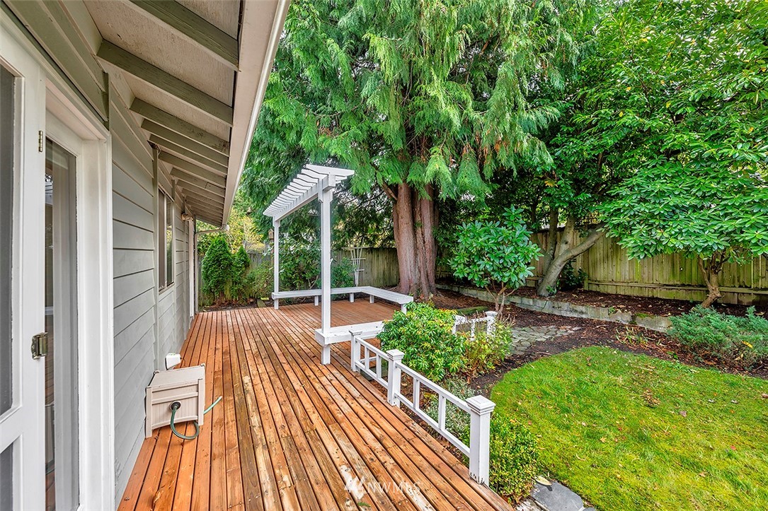 960 Cedar Street Edmonds, WA 98020 - Photo 18 of 23