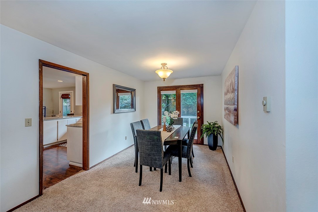 960 Cedar Street Edmonds, WA 98020 - Photo 5 of 23