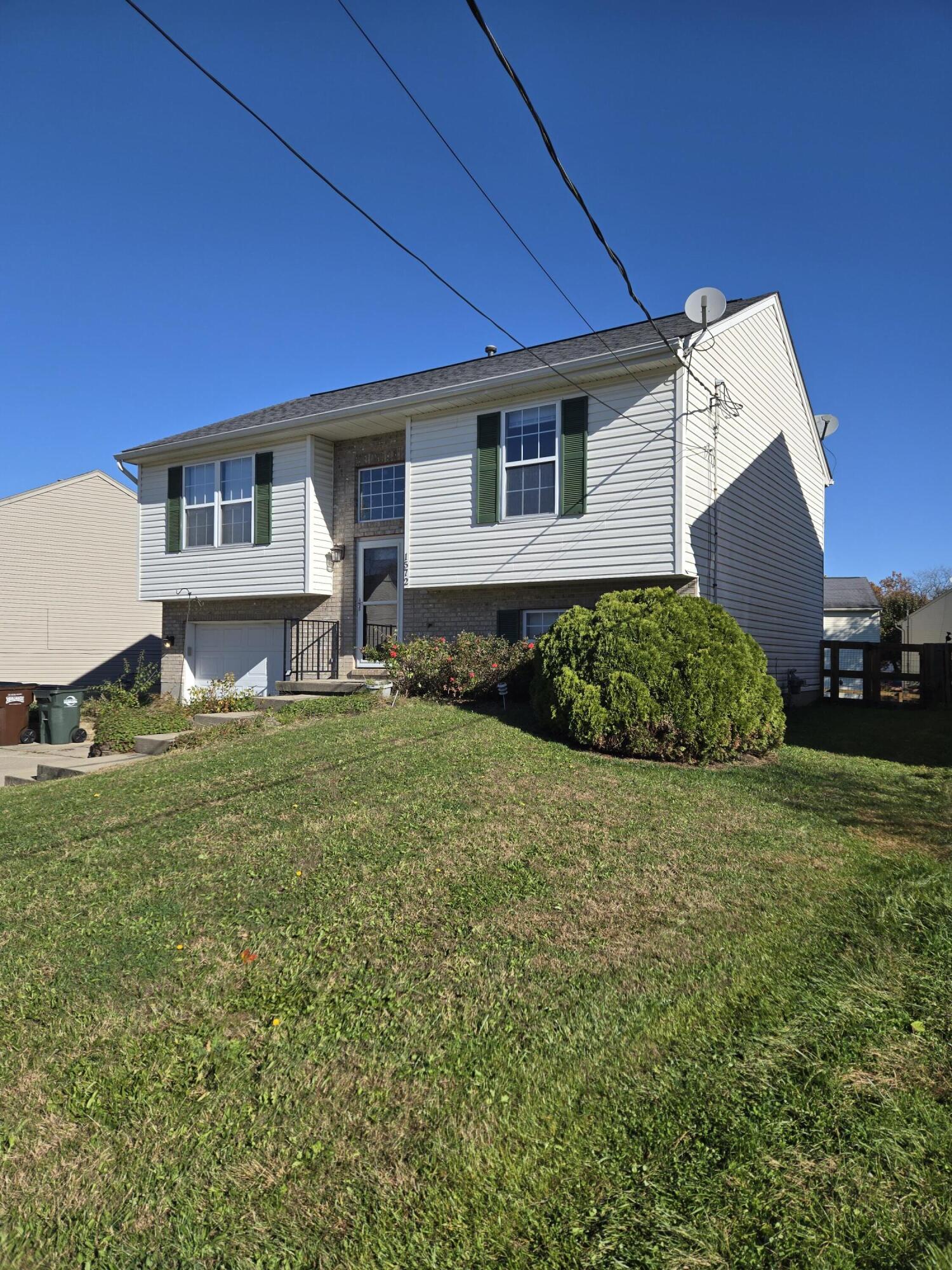 1572 Raintree Court Elsmere, KY 41018 - Photo 2 of 18