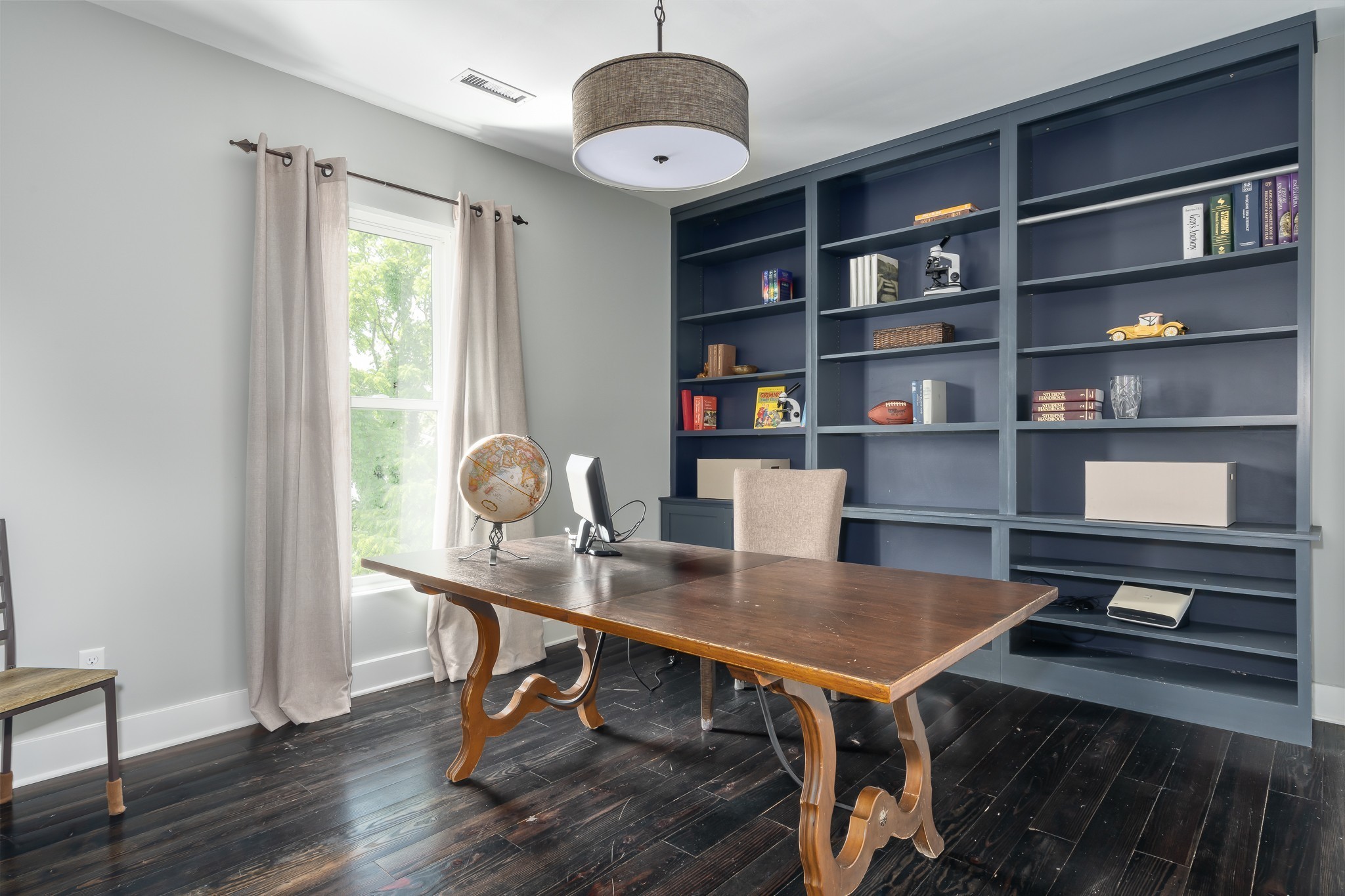 1025 Villa Place Nashville, TN 37212 - Photo 24 of 37 a workspace with furniture and window
