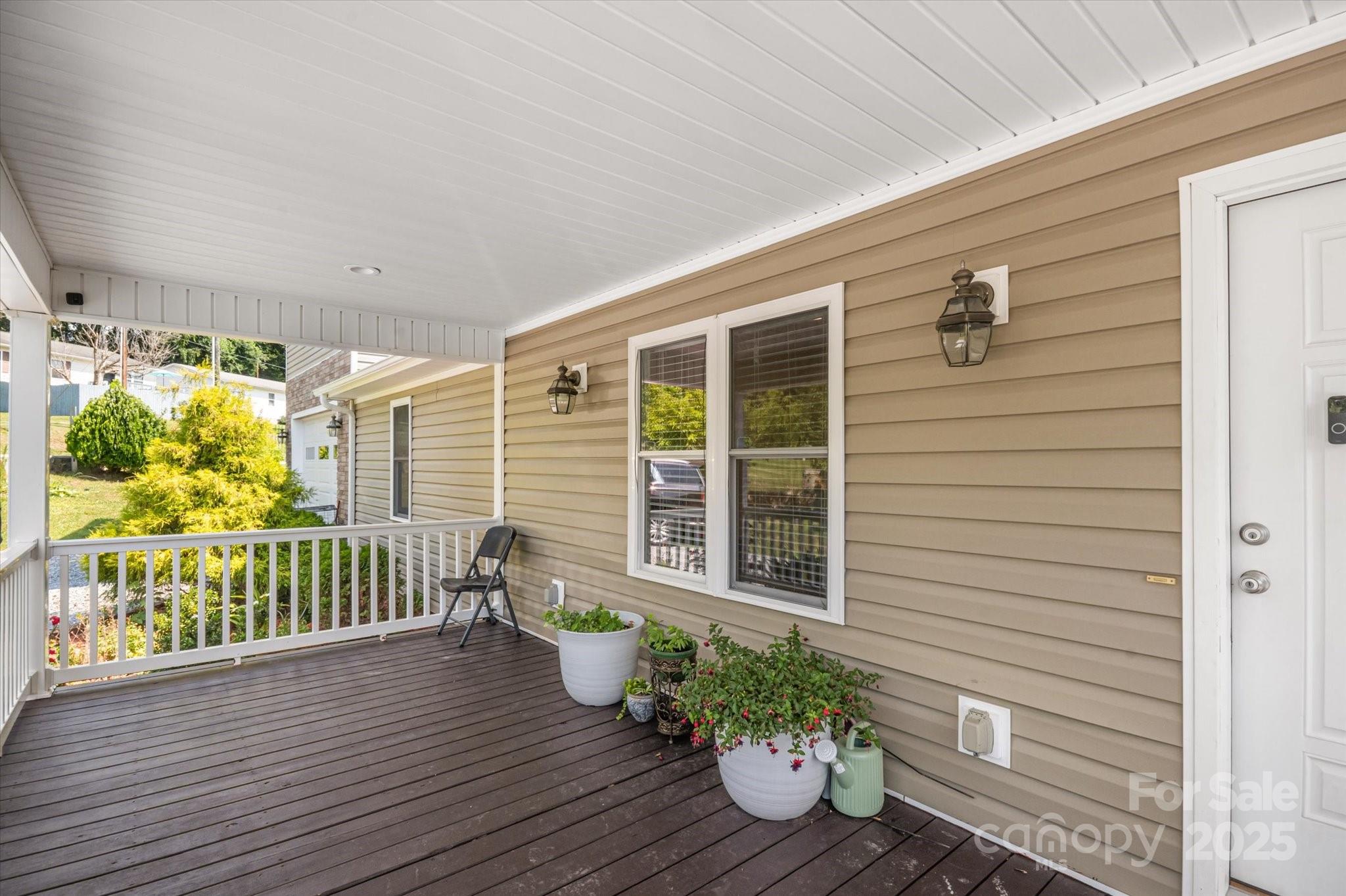 40 Alabama Avenue Marion, NC 28752 - Photo 3 of 38 a view of porch with wooden floor