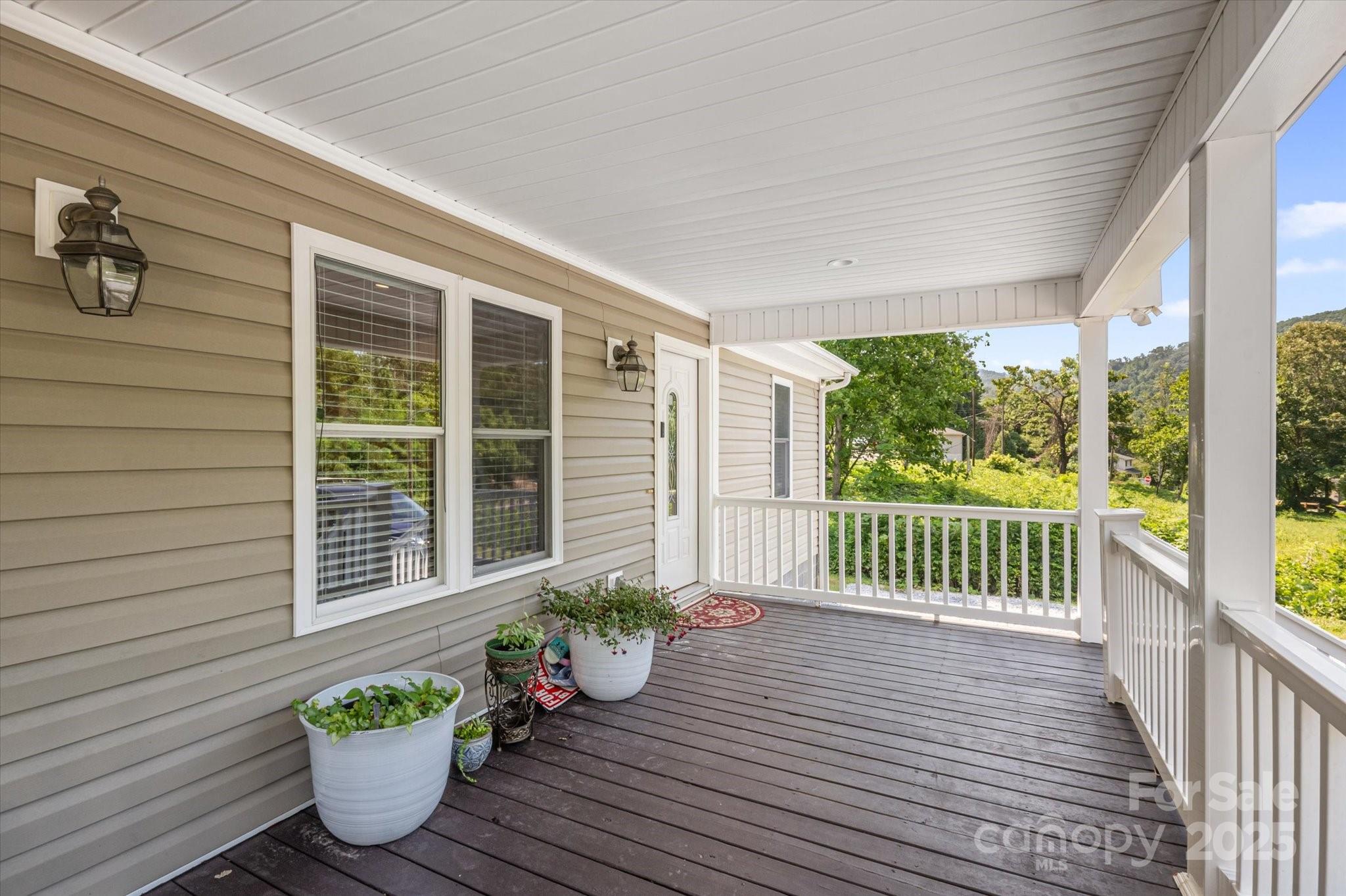 40 Alabama Avenue Marion, NC 28752 - Photo 4 of 38