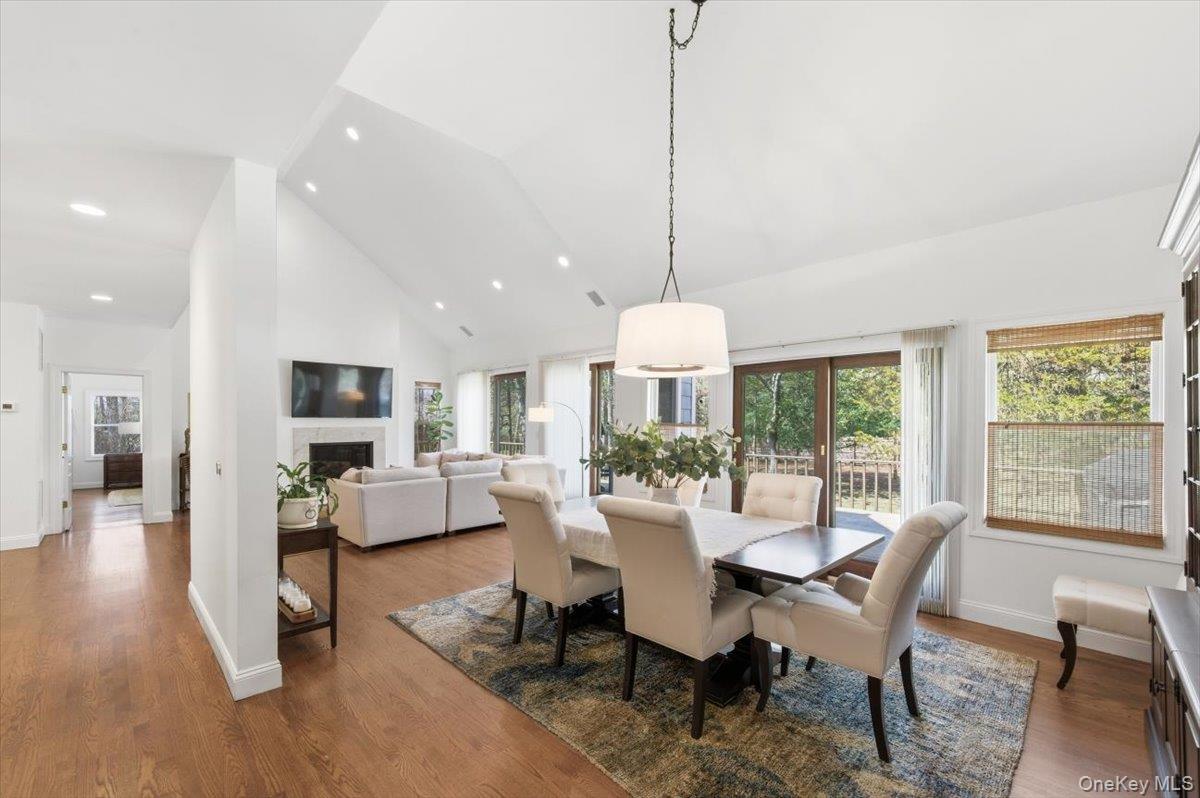 441 South Country Road East Patchogue, NY 11772 - Photo 11 of 45