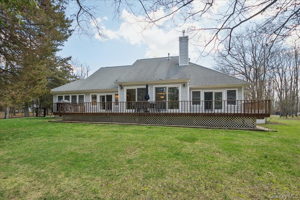 441 South Country Road East Patchogue, NY 11772 - Photo 36 of 45