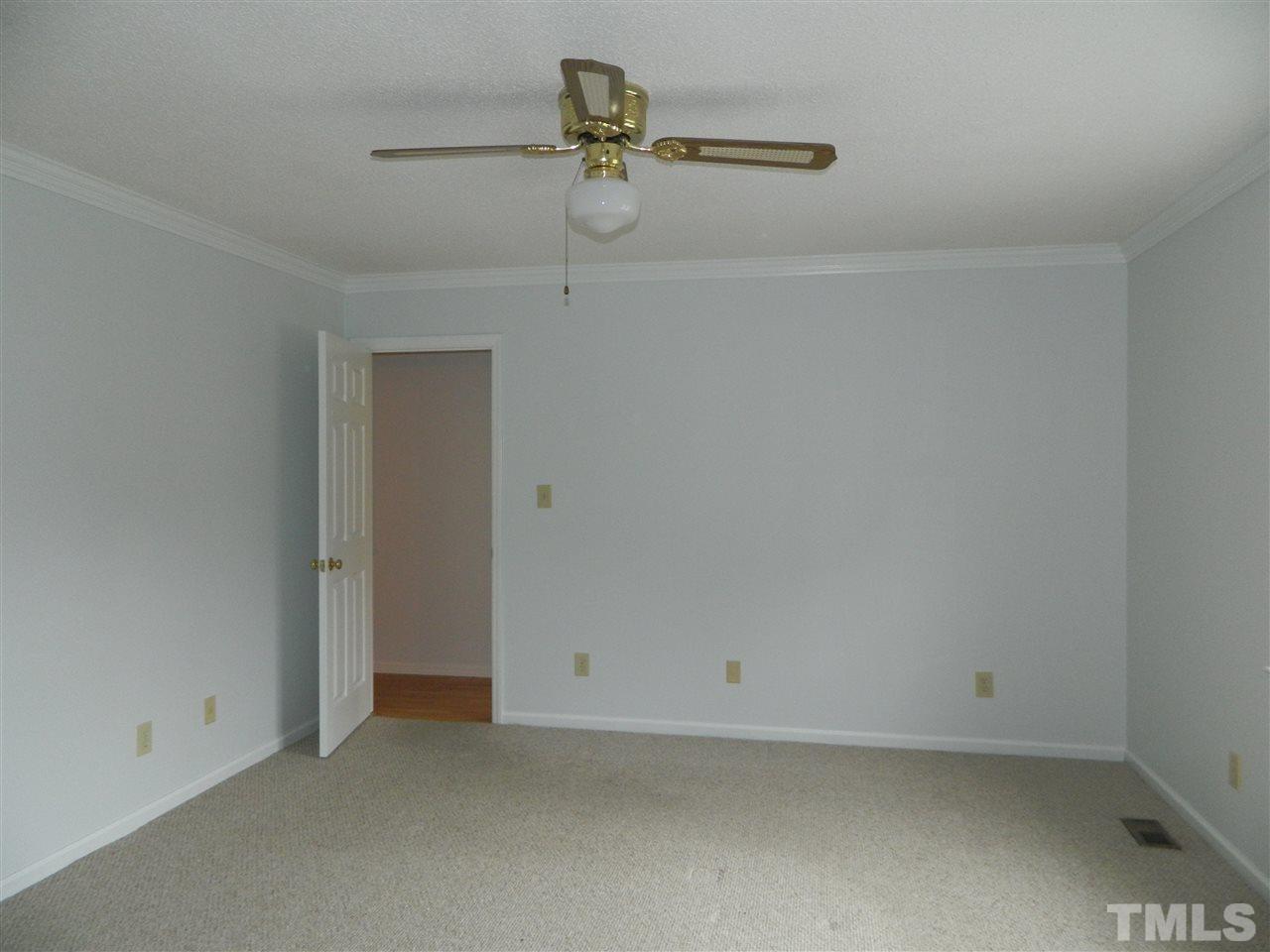 1450 Woodruff Road Kenly, NC 27542 - Photo 11 of 30 Gallery Image 11