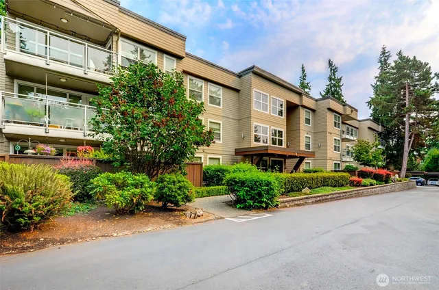 $365,000 | 23015 Edmonds Way, Unit A103, Edmonds, WA 98020