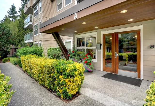 $365,000 | 23015 Edmonds Way, Unit A103, Edmonds, WA 98020