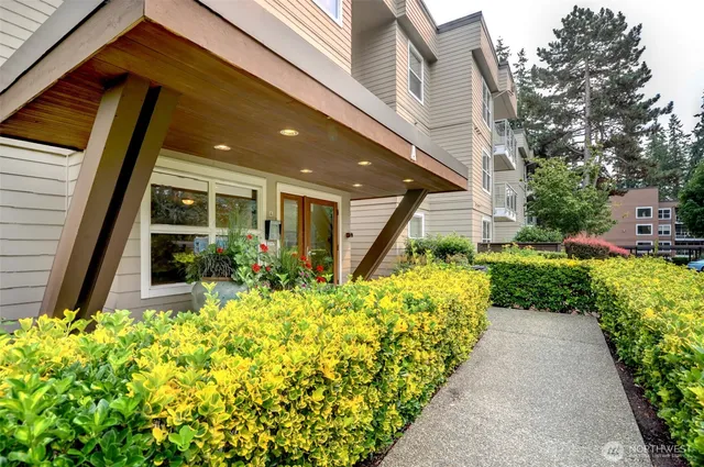 $365,000 | 23015 Edmonds Way, Unit A103, Edmonds, WA 98020