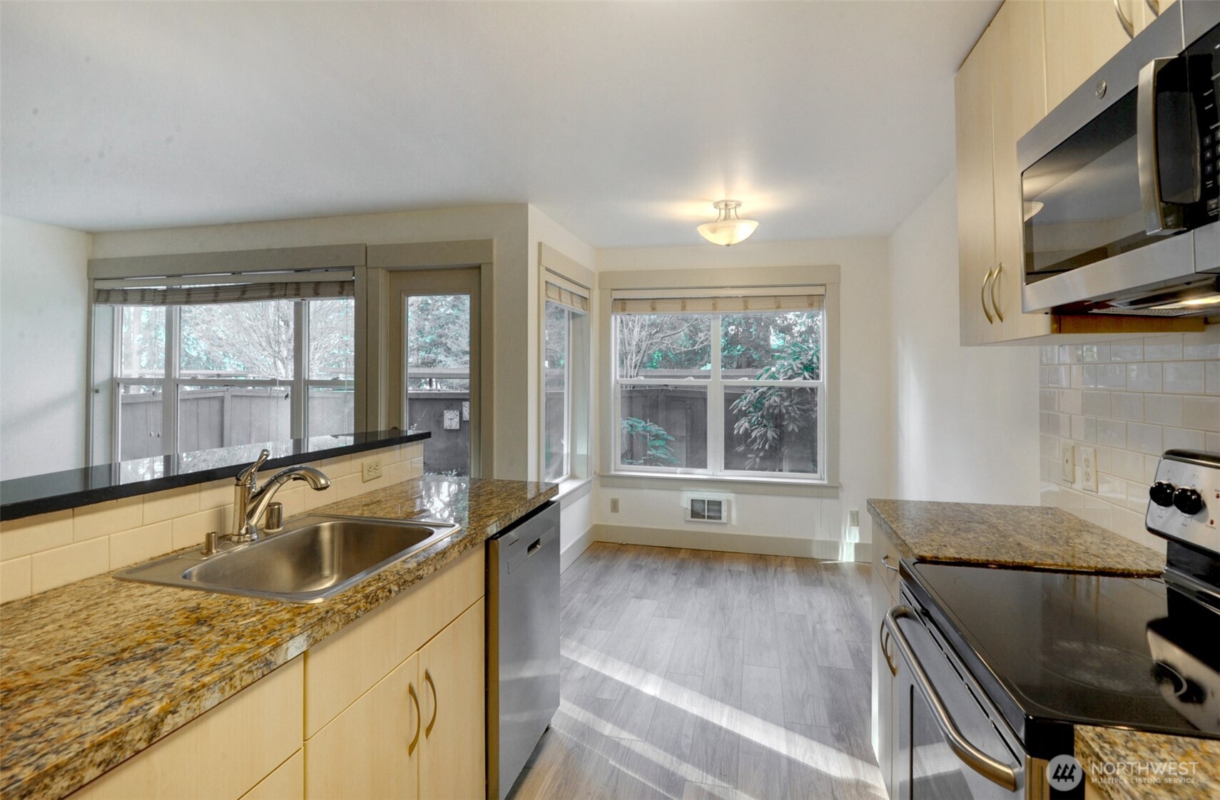 23015 Edmonds Way, Unit A103 Edmonds, WA 98020 - Photo 24 of 39