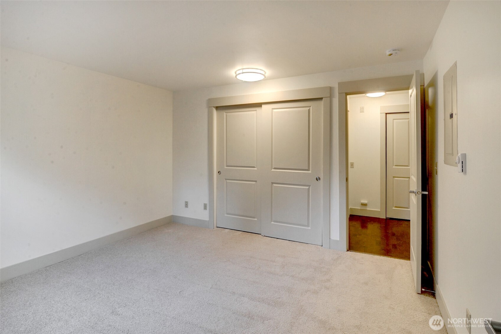 23015 Edmonds Way, Unit A103 Edmonds, WA 98020 - Photo 3 of 39