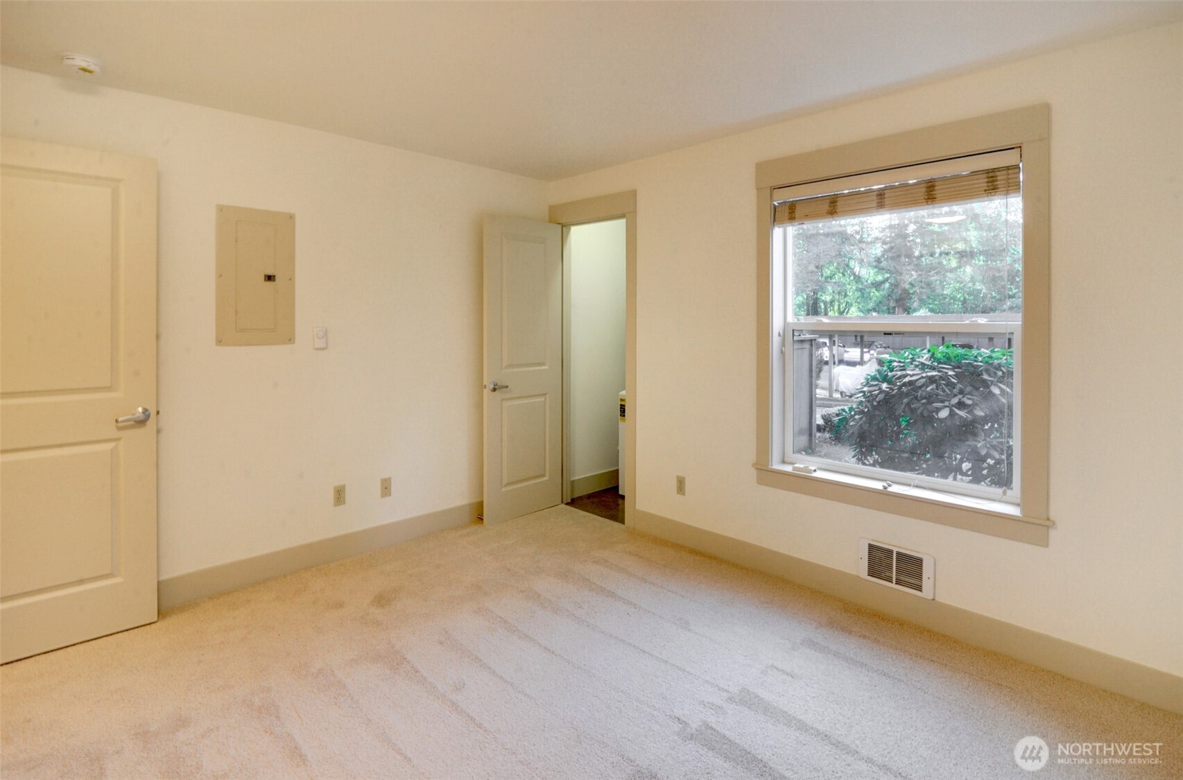 23015 Edmonds Way, Unit A103 Edmonds, WA 98020 - Photo 36 of 39