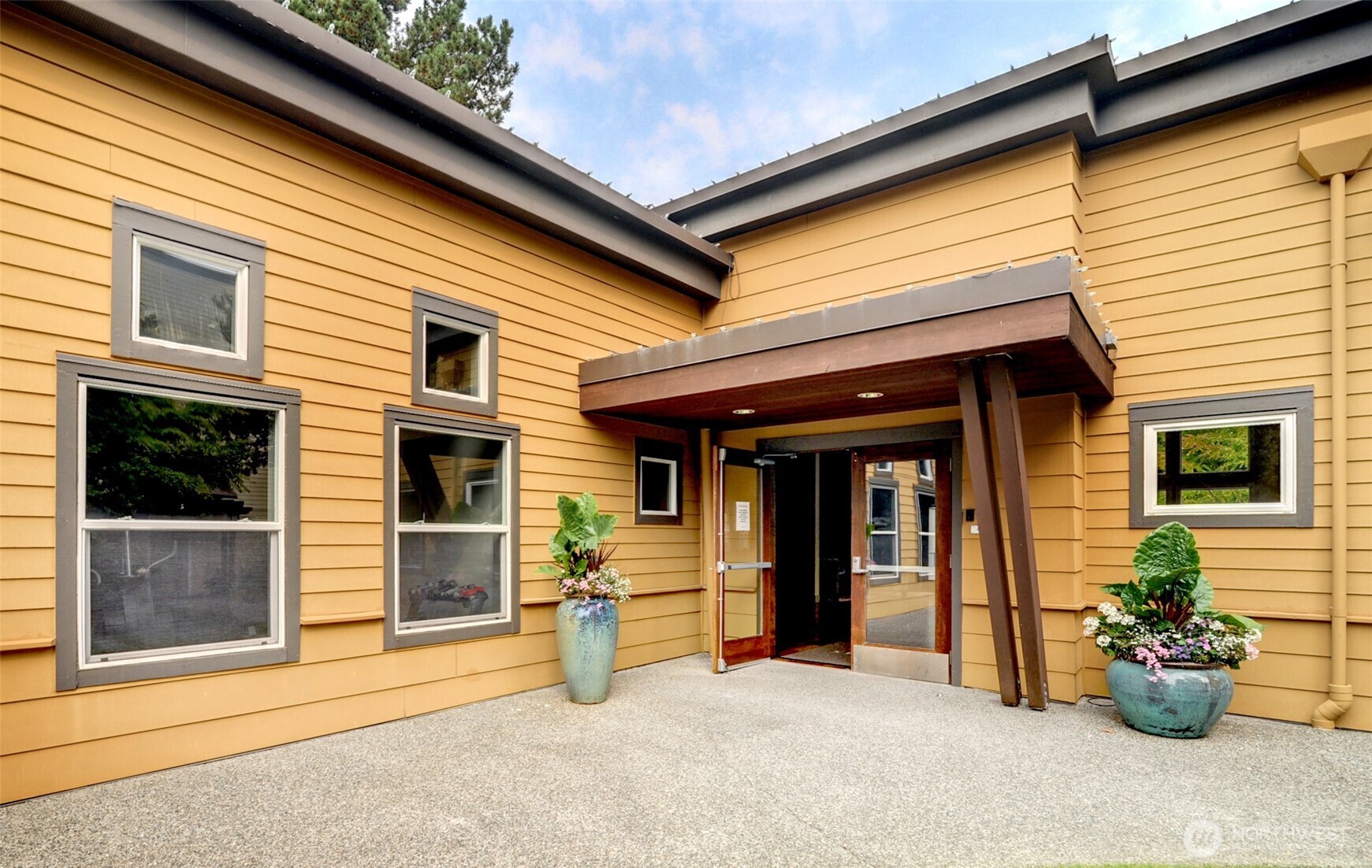 23015 Edmonds Way, Unit A103 Edmonds, WA 98020 - Photo 9 of 39