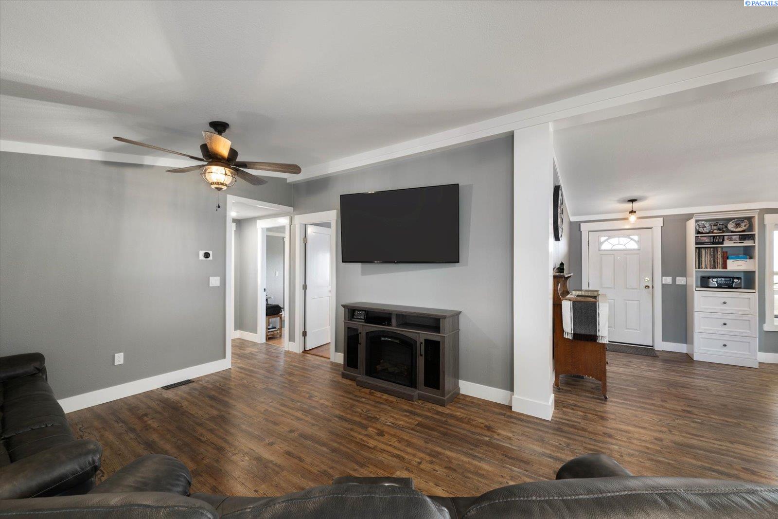 97403 East 382 Prairie Southeast Kennewick, WA 99338 - Photo 18 of 48 Gallery Image 18