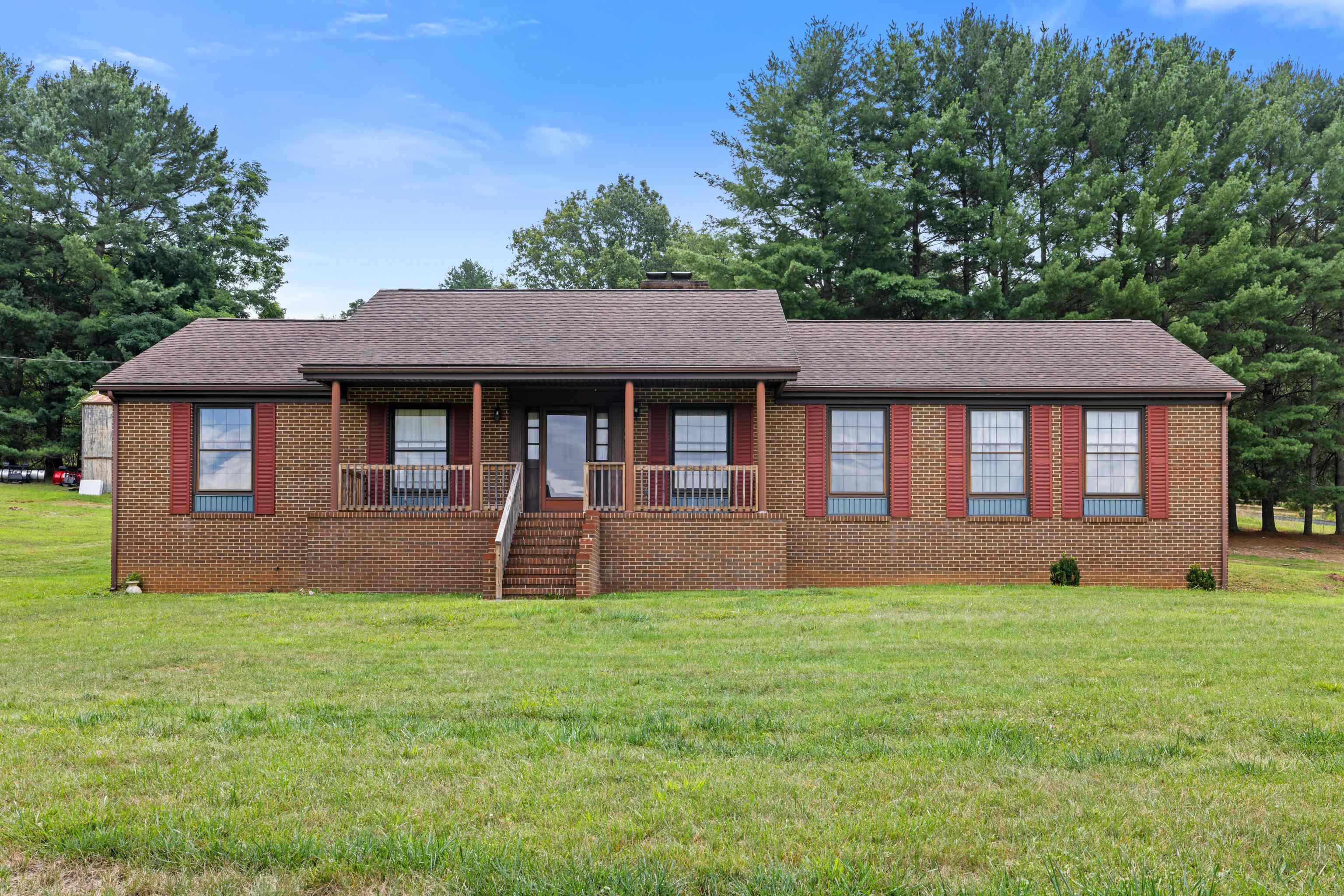 365 Berry Farm Road Verona, VA 24482 - Photo 3 of 72 Gallery Image 3