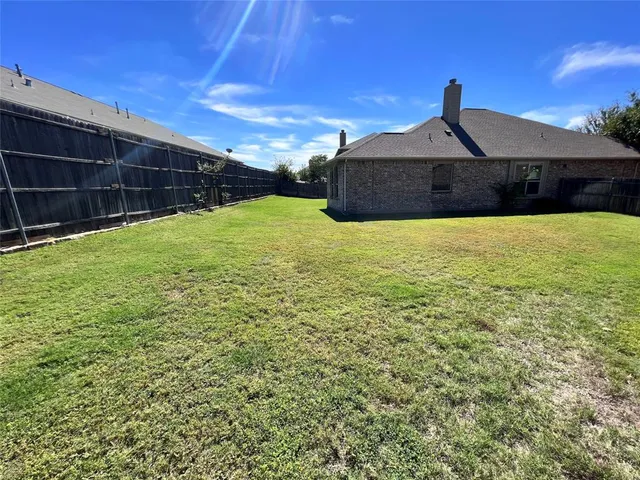 $2,350 | 3525 Twin Pines Drive, Fort Worth, TX 76244