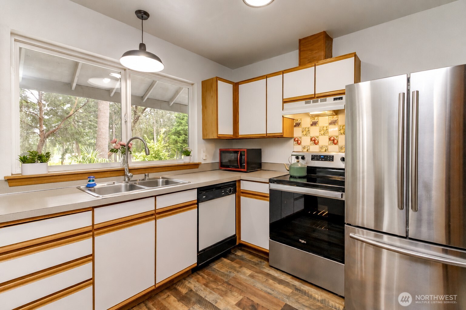 624 Southeast Pine Road Port Orchard, WA 98367 - Photo 10 of 35 Gallery Image 10