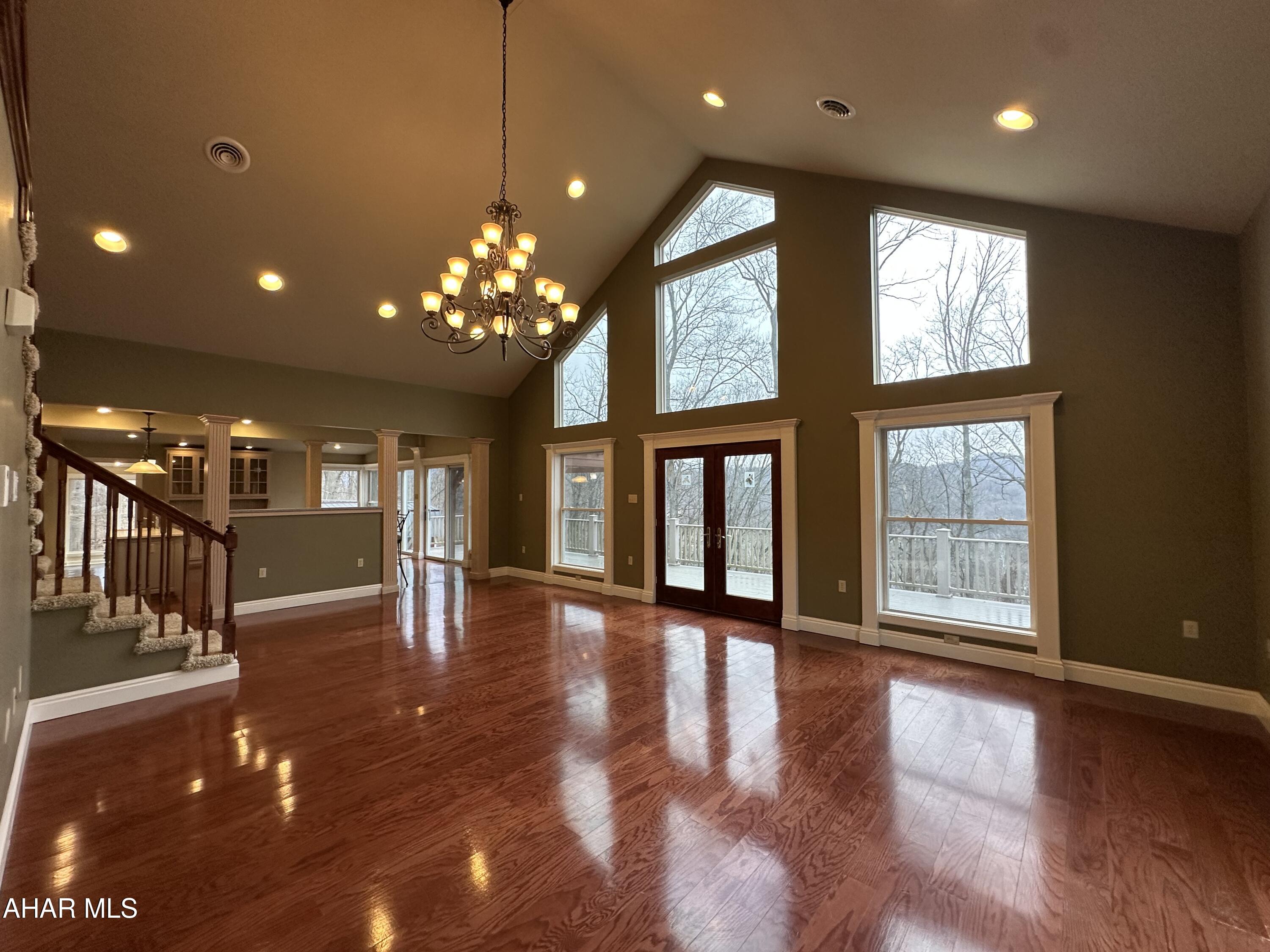 330 Dale Road Mount Union, PA 17066 - Photo 9 of 70
