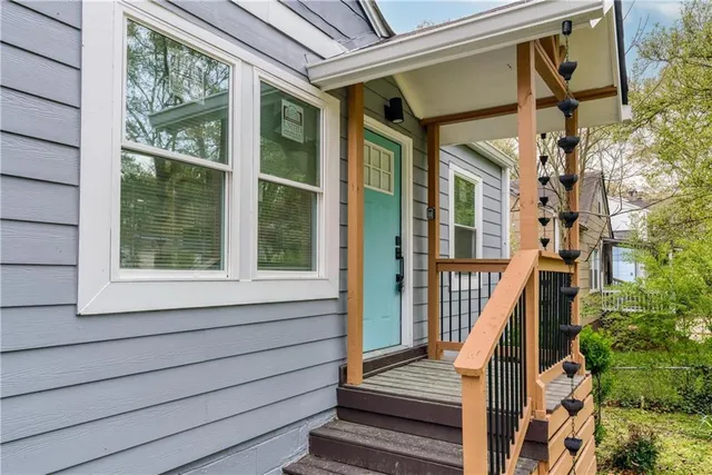 $2,100 | 1288 Lorenzo Drive Southwest, Atlanta, GA 30310
